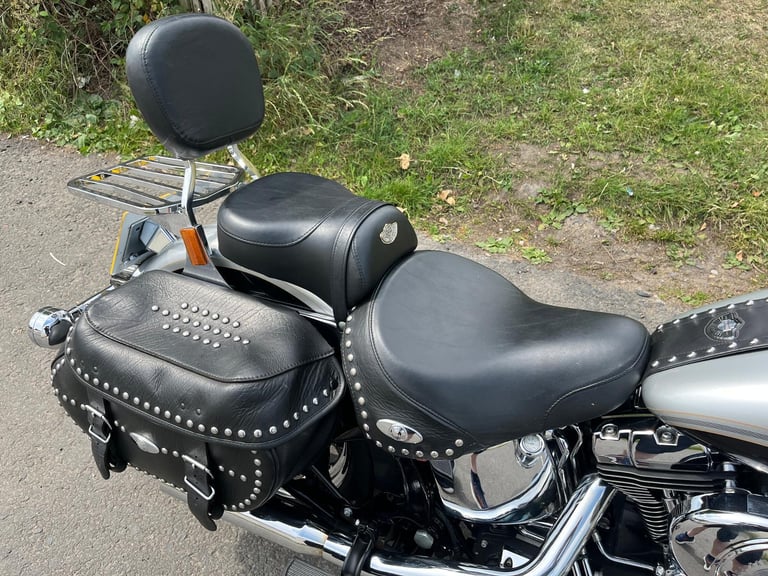 HARLEY DAVIDSON FLSTCI HERITAGE SOFTAIL CLASSIS 100th ANN, 14,318 MILES, £8495