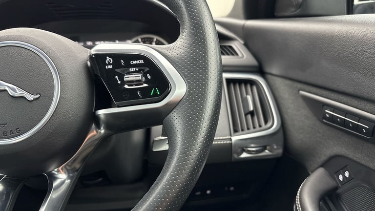 2022 Jaguar E-Pace 1.5 P300e 11.5kWh R-Dynamic HSE SUV 5dr Petrol Plug-in Hybrid Auto AWD Euro SU...