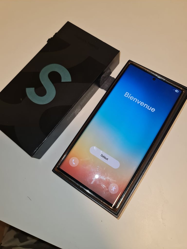 Samsung s22 ultra 256gb excellent condition 