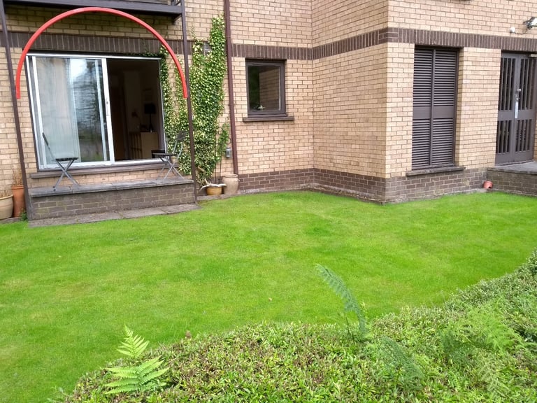 Ground Floor Waterfront Apartment 1 bed