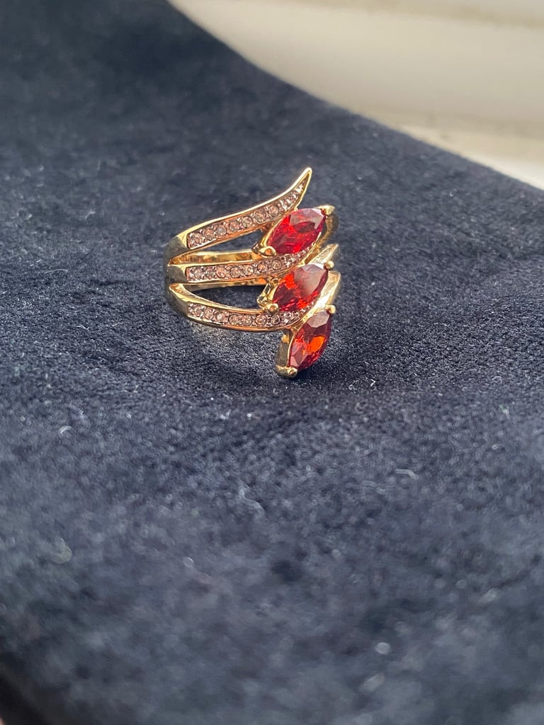 Antique golden ring 