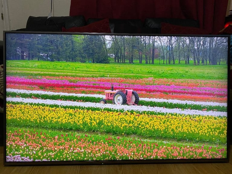 Cello 32 inch Smart Android TV with Freeview Play