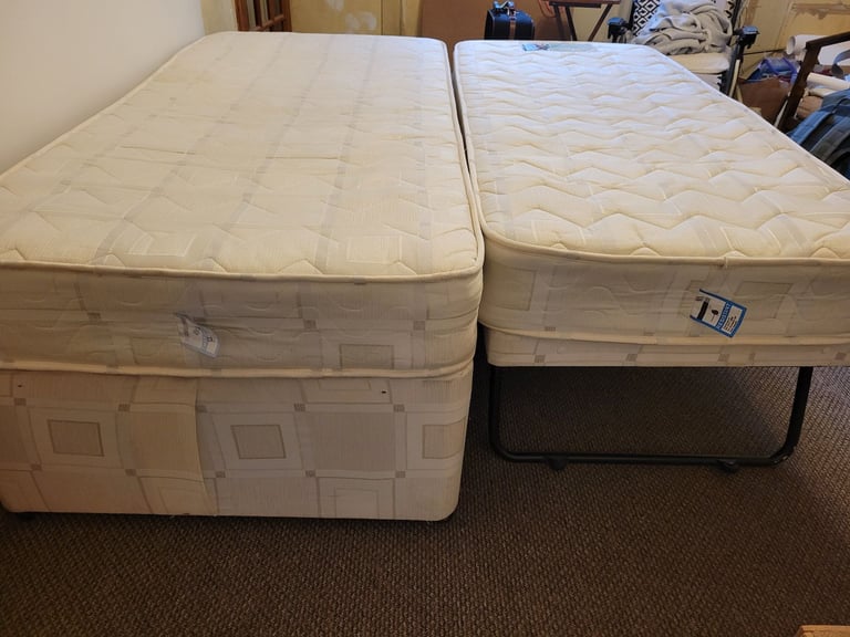3ft Single bed with pull out 2ft6 spare bed 