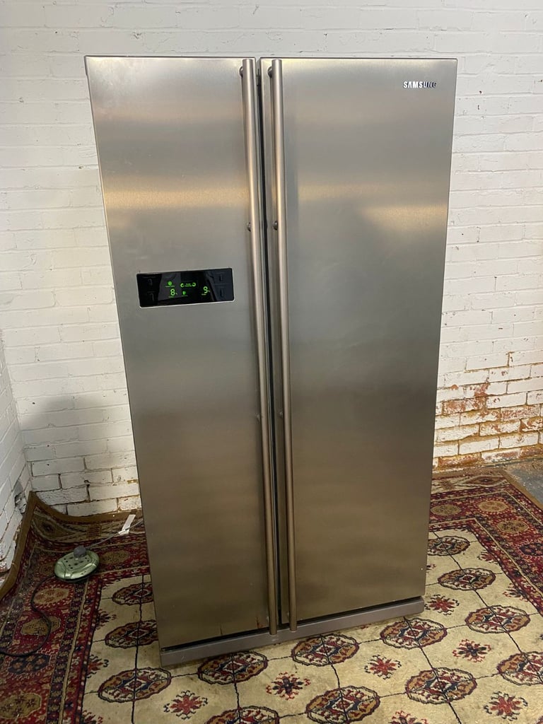 Samsung Non Plumb Stainless Steel American Double Door Fridge Freezer For