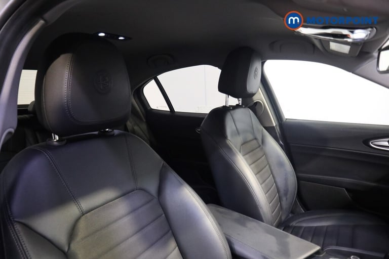 2019 Alfa Romeo Giulia 2.0 TB Nero Edizione 4dr Auto SALOON PETROL Automatic