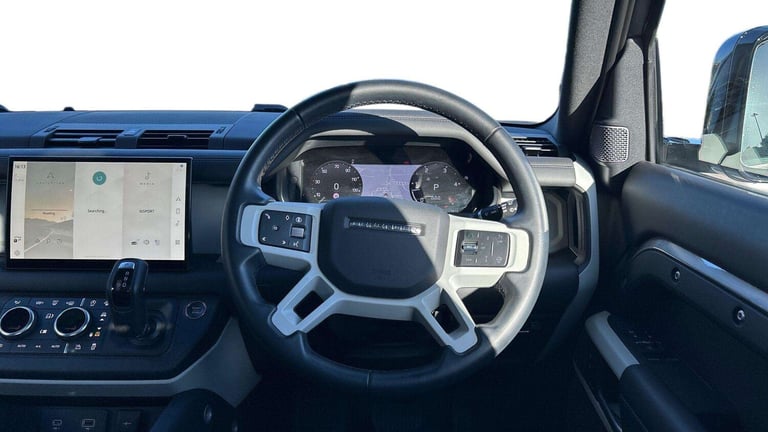 2024 Land Rover Defender 3.0 D300 X-Dynamic HSE 90 3dr Auto ESTATE DIESEL Automatic
