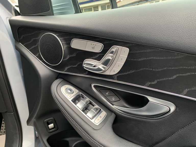 2016 Mercedes-Benz GLC 2.1 GLC220d AMG Line (Premium) SUV 5dr Diesel G-Tronic 4MATIC Euro 6 (s/s)...