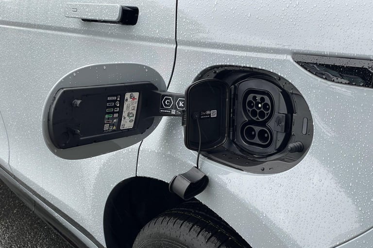 2025 Land Rover Range Rover Evoque 1.5 P270e Dynamic SE 5dr Auto ESTATE PETROL/ELECTRIC Automatic