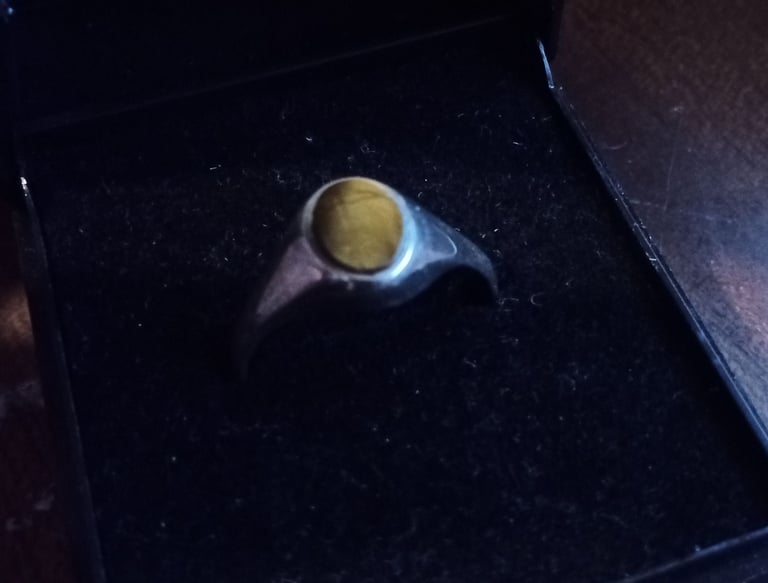 STERLING SILVER TIGER'S EYE RING - ONLY £25!
