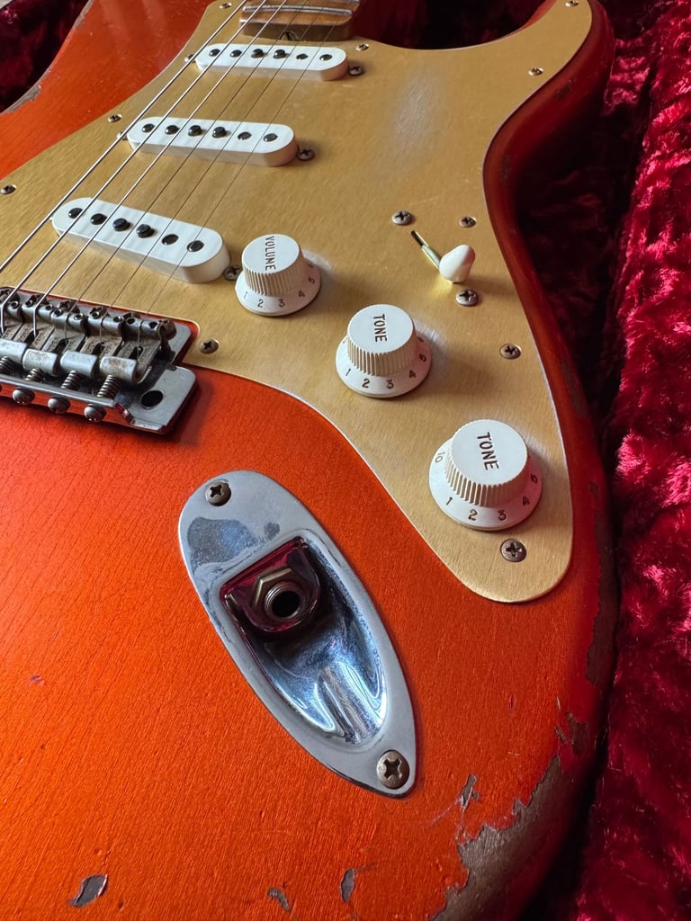 Fender Custom Shop '69 Tomatillo Stratocaster Heavy Relic Candy Tangerine - Trades