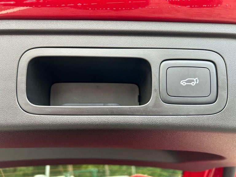 2025 MG MG S5 64kWh Trophy Long Range SUV 5dr Electric Auto (231 ps) SUV ELECTRIC Automatic