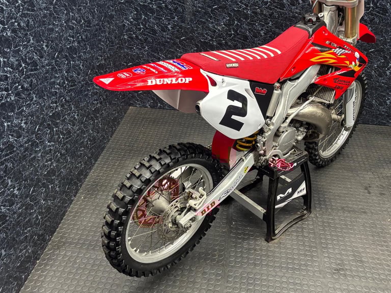 Honda CR 125 2006 ( MX / MOTOCROSS / ENDURO ) @ AJ TRADING 