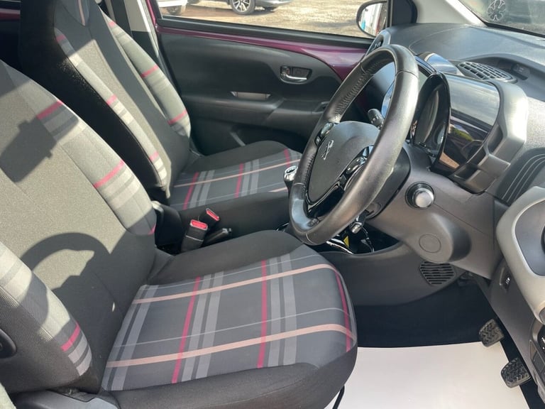 2015 Peugeot 108 1.2 PureTech Allure Hatchback 5dr Petrol Manual Euro 6 (82 ps) Hatchback Petrol ...