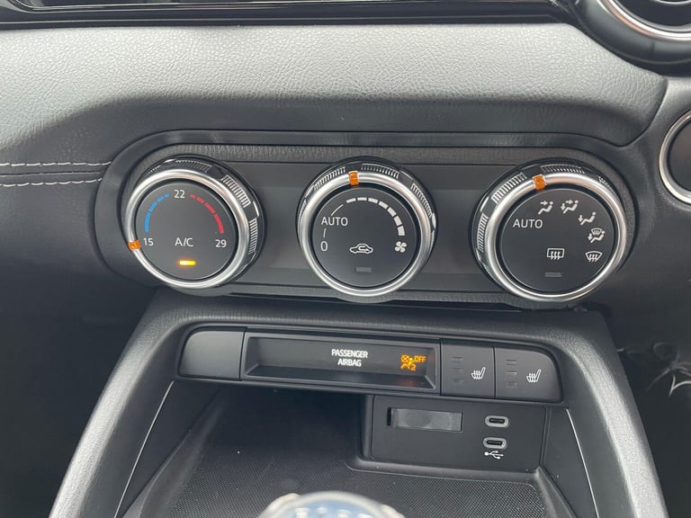 2025 Mazda MX-5 1.5 SKYACTIV-G Exclusive-Line Roadster 2dr Petrol Manual Euro 6 (s/s) (132  CONVE...