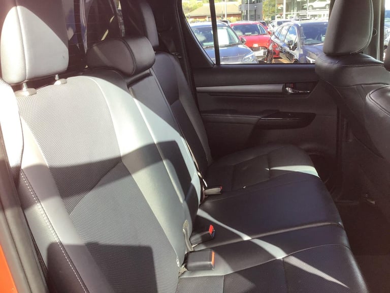 2024 Toyota Hilux 2.8 D-4D Invincible X Pickup Double Cab 4dr Diesel Auto 4WD Euro 6 (s/s) (2 PIC...