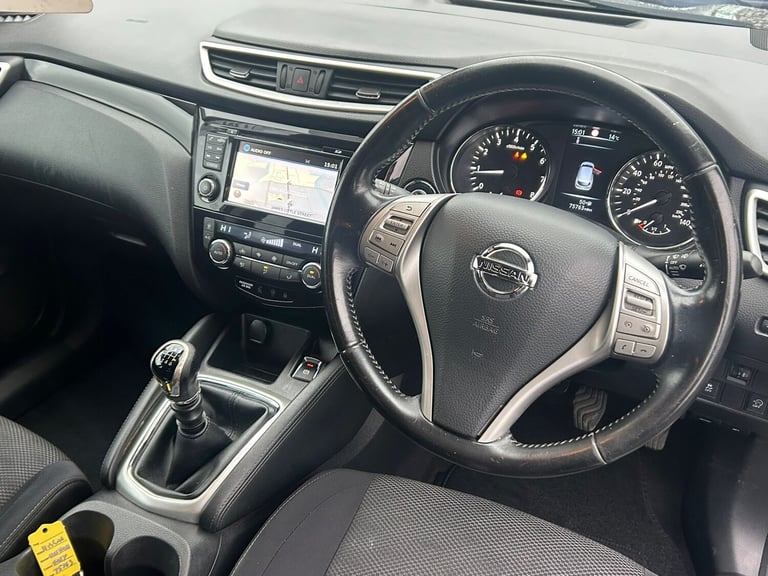 2016 Nissan Qashqai 1.2 DiG-T N-Connecta 5dr HATCHBACK Petrol Manual