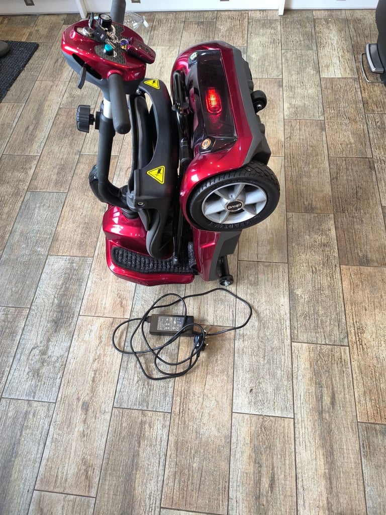 Mobility scooter automatic folding 