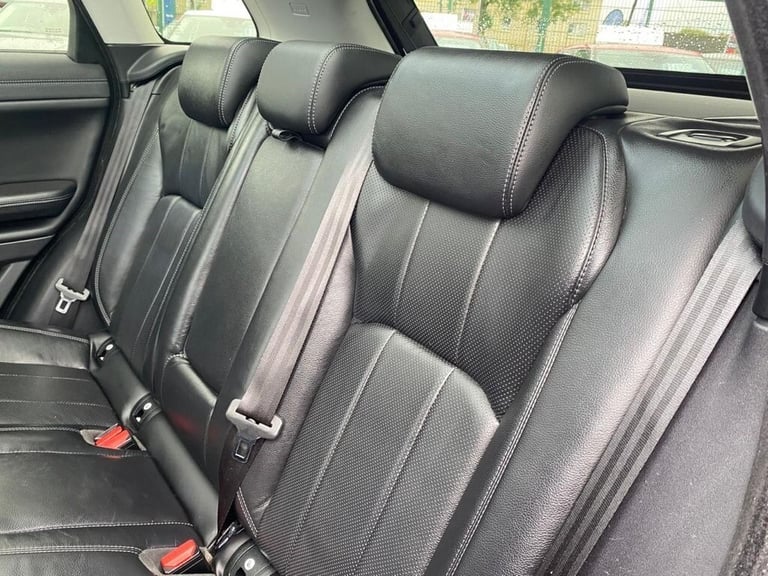 2016 Land Rover Range Rover Evoque 2.0 TD4 SE TECH 5d 177 BHP Estate Diesel Manual