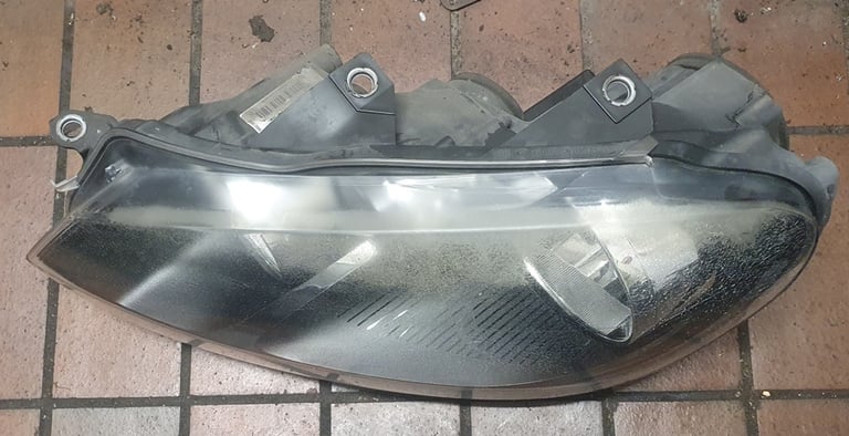 VW Golf Mk6 Left Side Headlight 2010