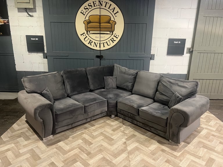High quality grey L shape sofa, FREE DELIVERY 