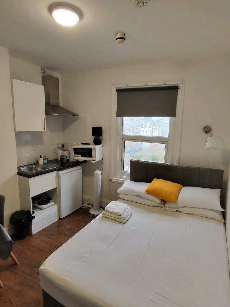image for Ealing Available Now Studio flat – All Bills Included - £254 per week