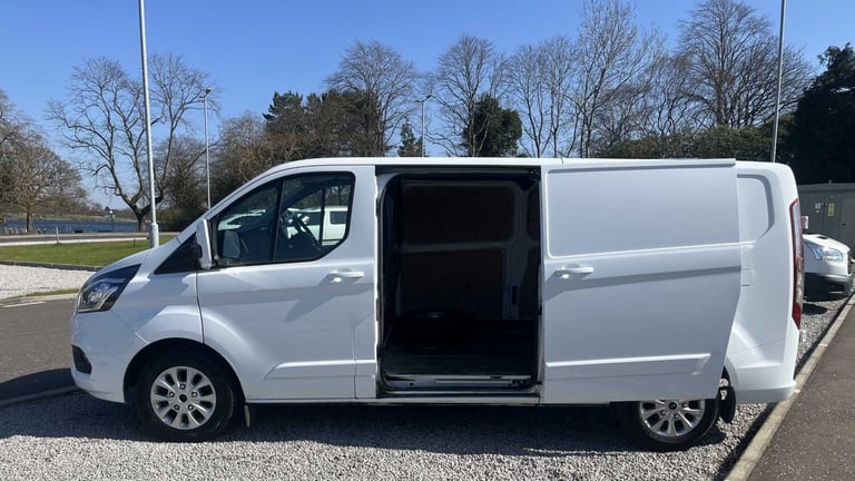 2023 Ford Transit Custom 2.0 EcoBlue 170ps Low Roof Limited Van Auto Van Diesel Automatic