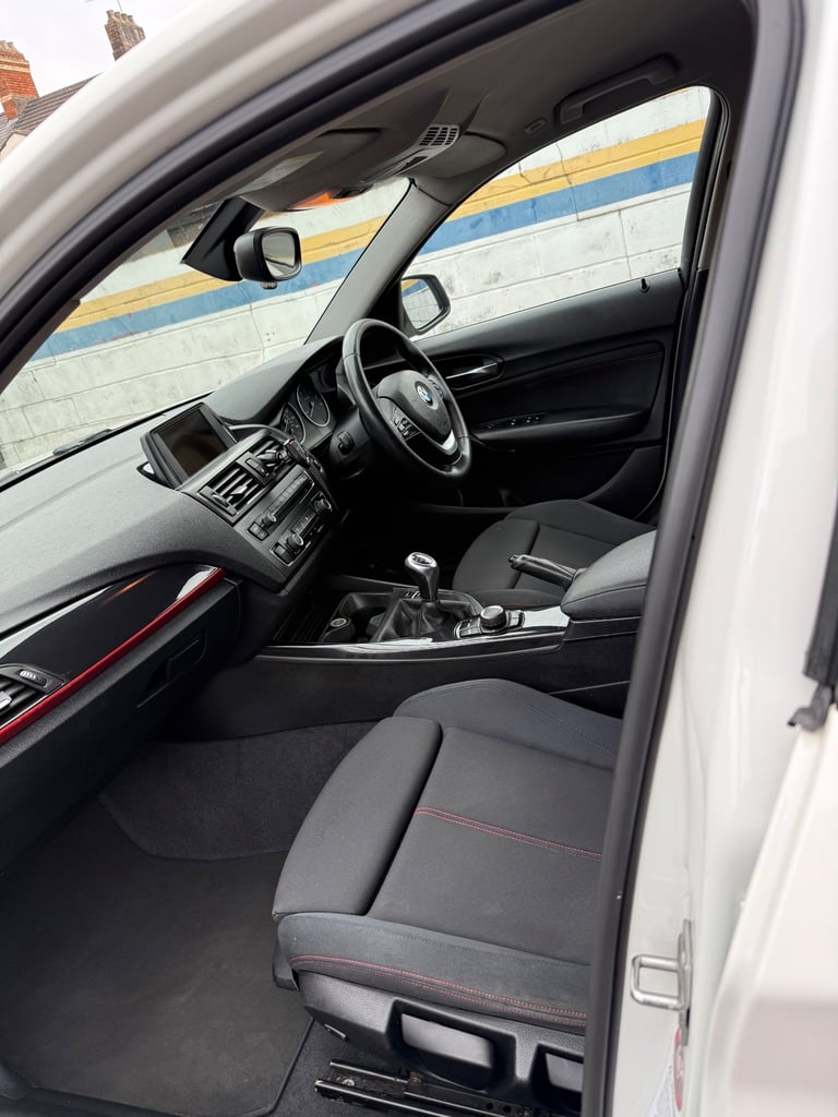 BMW, 1 SERIES, Hatchback, 2012, Manual, 1598 (cc), 5 doors