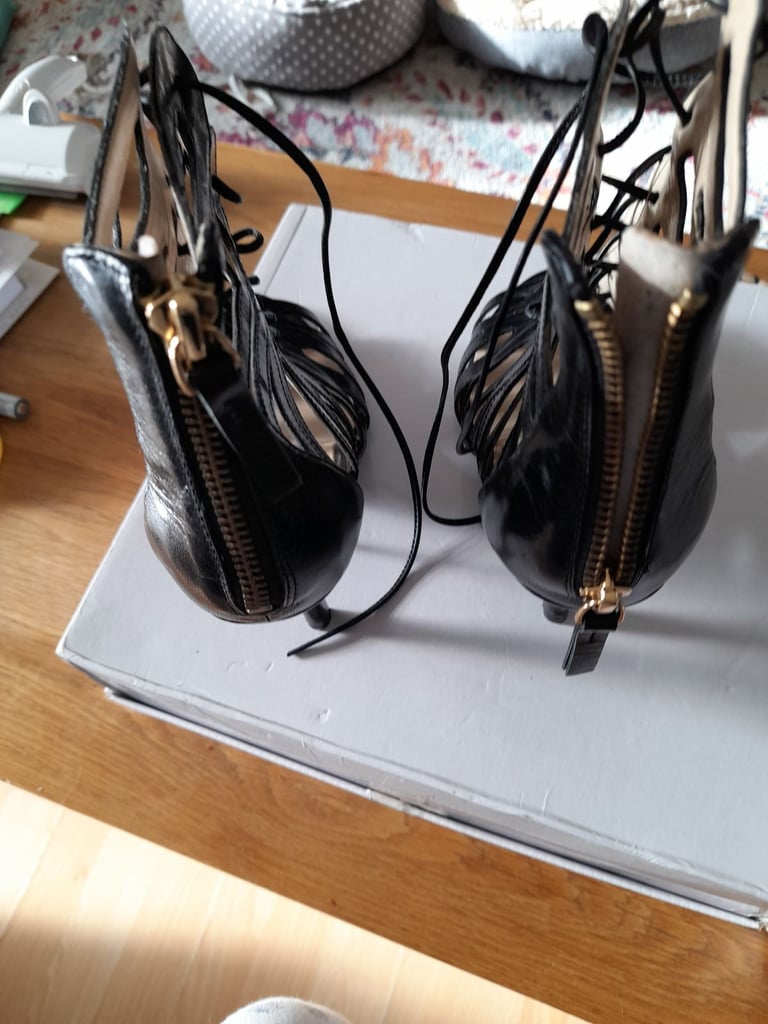 6 Ikea pictures in Black frames 