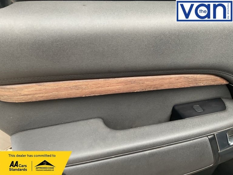 2020 Land Rover Discovery 3.0 SD V6 HSE SUV 5dr Diesel Auto 4WD Euro 6 (s/s) (306 ps) SUV Diesel ...