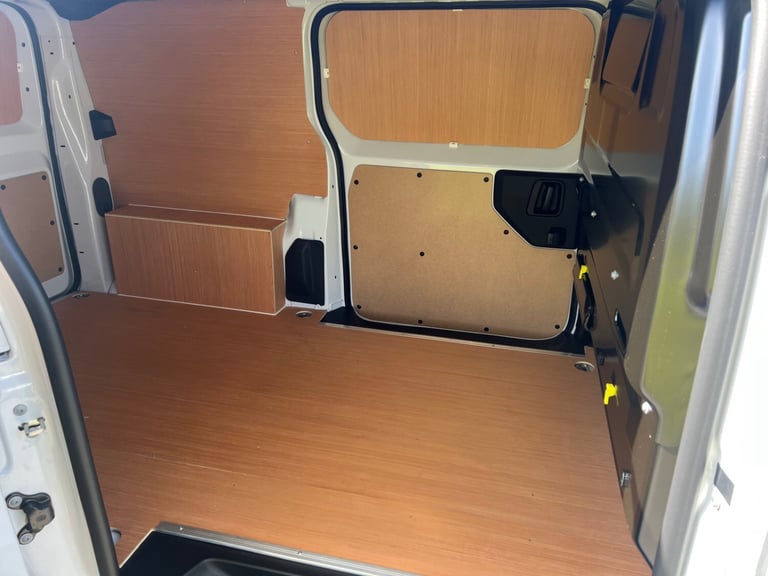 VAUXHALL VIVARO 1.5 TURBO D 120PS PRIME L1 SWB VAN 74 REG ONLY 41 MILES