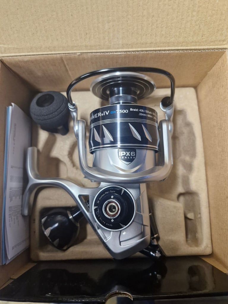 image for PENN SLAMMER 7500 DX new  can post