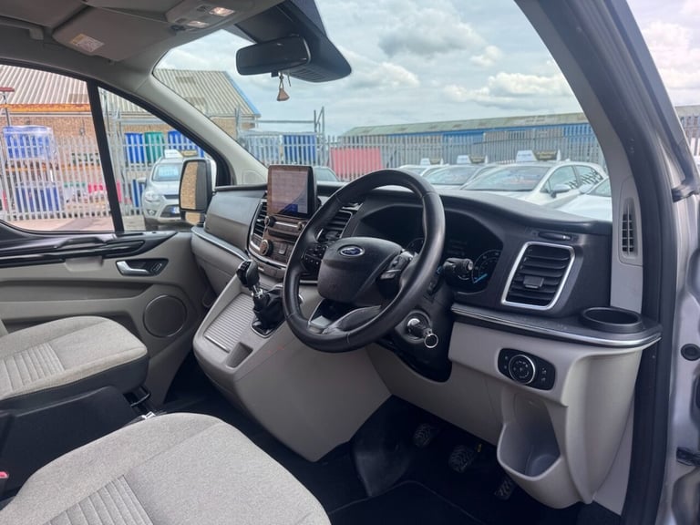 2022 Ford Tourneo Custom 2.0 EcoBlue 130ps Low Roof 8 Seater Titanium MPV DIESEL Manual