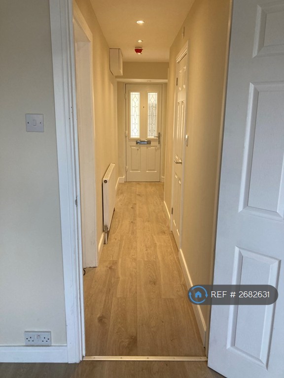 1 bedroom flat in St. Johns Road, Dover, CT17 (1 bed) (#2682631)