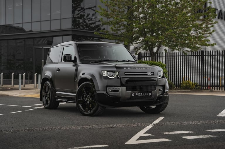 LAND ROVER DEFENDER 90 5.0 P525 V8 Carpathian Edition 2022