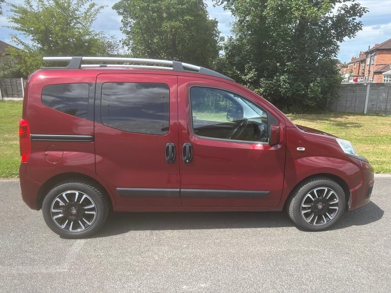 Fiat Qubo1.3 Lounge Semi-Auto Wheelchair Access WAV