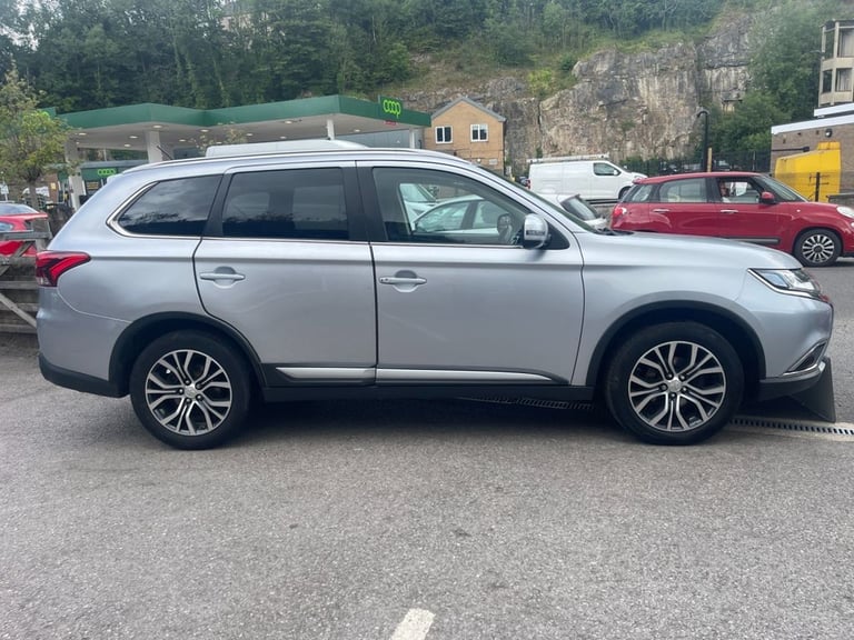 2017 17 MITSUBISHI OUTLANDER 2.2 DI-D GX3 5DR DIESEL AUTO 4WD EURO 6*7 SEATS*AUT