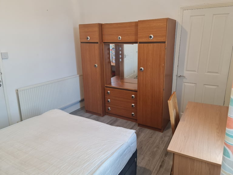Double rooms, all bills inclusive in Eldon Lane, Bishop Auckland DL14 8TD