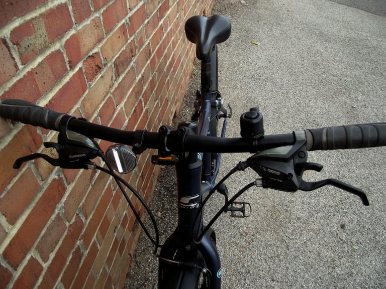 CARRERA AXLE LTD 27.5 HYBRID BIKE FOR SALE.CLEAN CONDITION.(FULLY SERVICED)