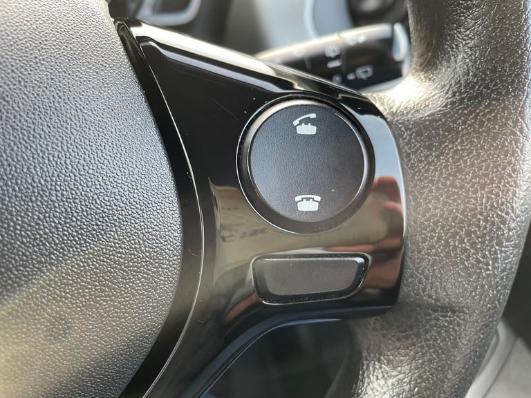 2016 Citroen C1 1.0L FEEL Hatchback 5dr Petrol Manual Euro 6 (68 bhp) Hatchback Petrol Manual