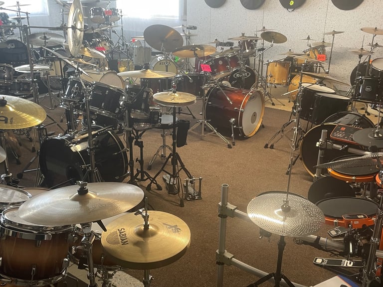 WHD jazz kit meinl cymbals.