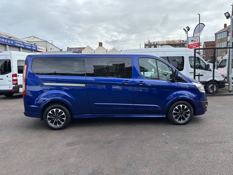 2018 Ford Tourneo Custom 2.0 TDCi 170ps sport Low Roof 8 Seater Titanium Minibus Diesel Manual