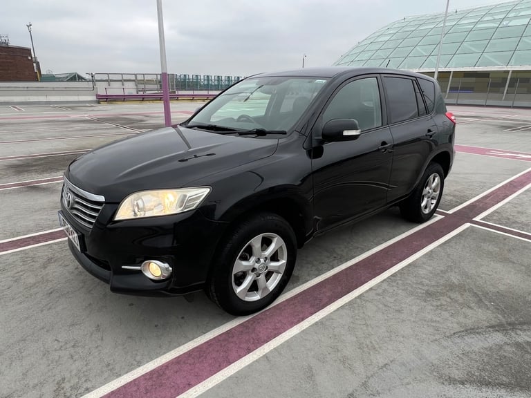 2010 Toyota RAV4 2.0 V-matic XT-R 5dr M-Drive S ESTATE Petrol Manual