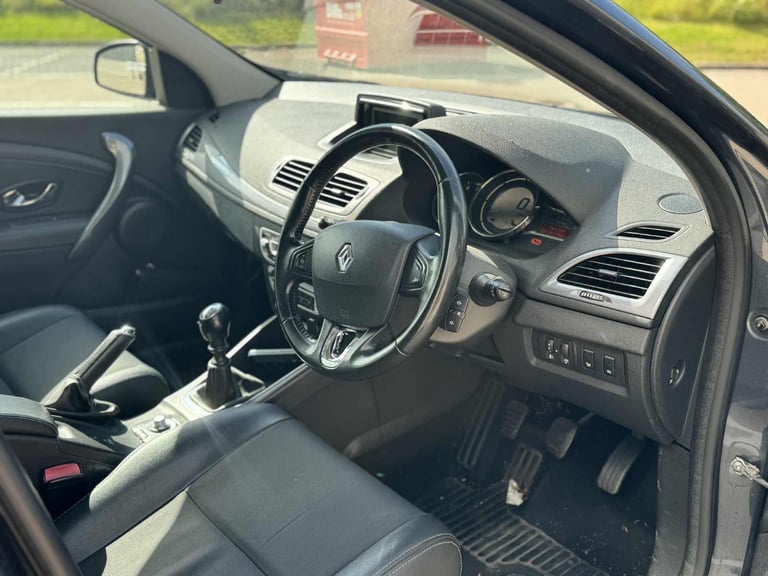 Renault, MEGANE, Hatchback, 2016, Manual, 1461 (cc), 5 doors