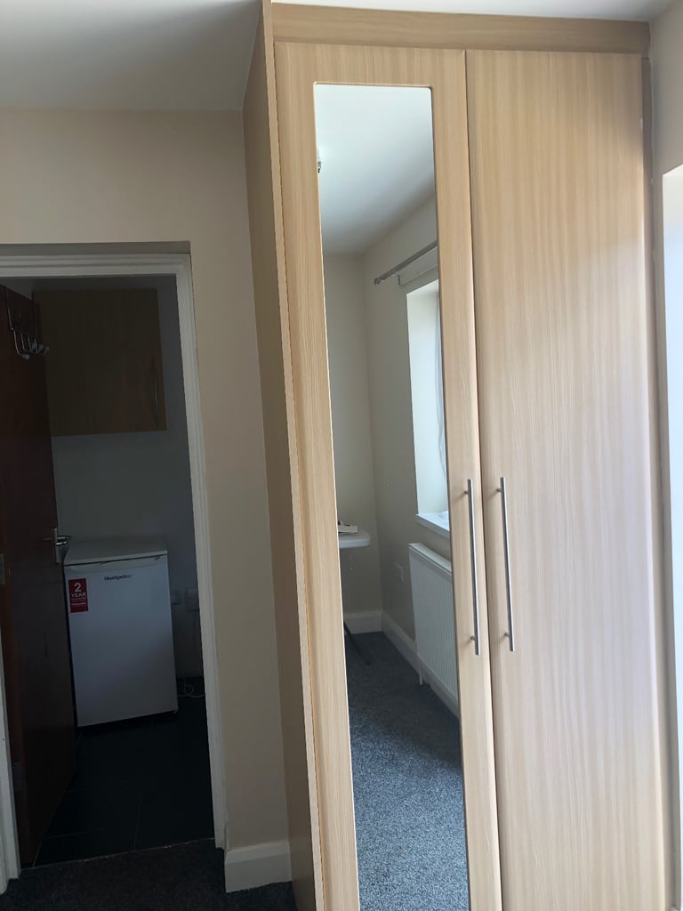 **Amazing Studio | Available Now | Professional Single/Couples**