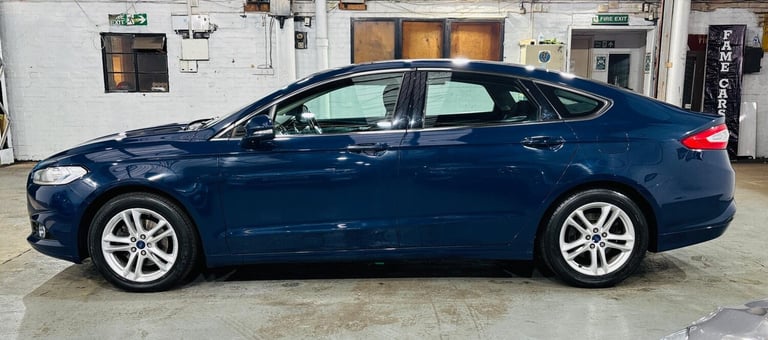 2015 Ford Mondeo 2.0 TDCi Titanium 5dr Powershift HATCHBACK DIESEL Automatic