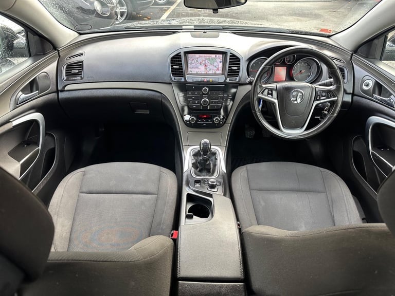 2010 Vauxhall Insignia 2.0 CDTi ecoFLEX Exclusiv Nav Sports Tourer Euro 5 5dr ESTATE Diesel Manual