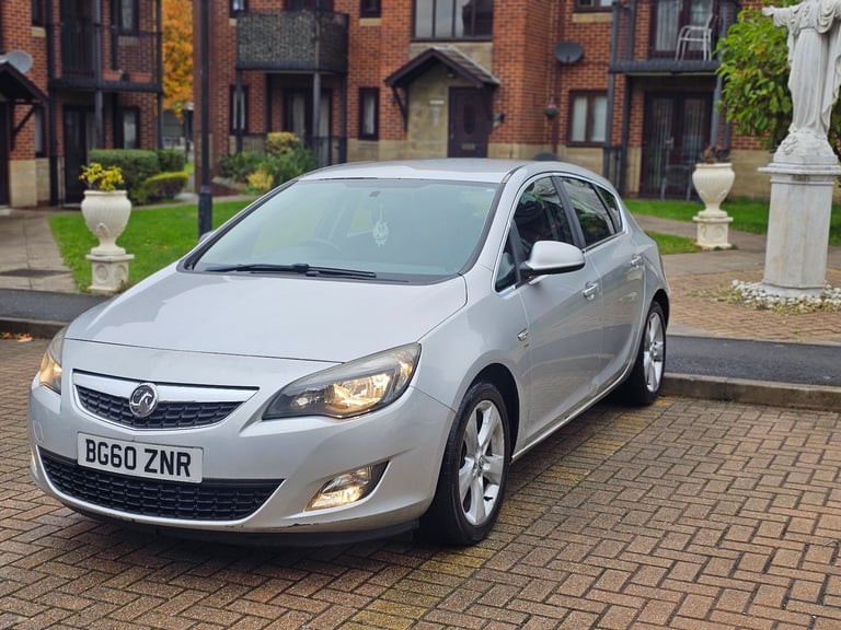 Vauxhall, ASTRA, Hatchback, 2010, Manual, 1598 (cc), 5 doors