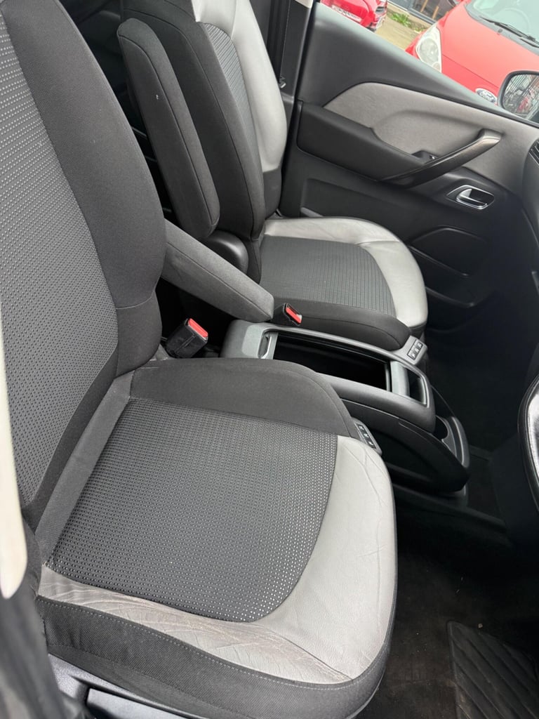 2013 Citroen C4 Picasso 1.6 e-HDi Airdream Exclusive+ ETG6 Euro 5 (s/s) 5dr MPV Diesel Automatic
