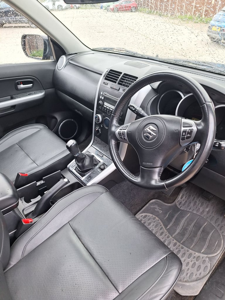 Suzuki, GRAND VITARA, Estate, 2010, Manual, 1870 (cc), 5 doors
