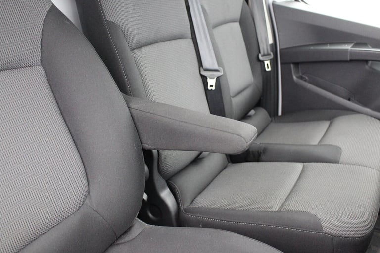 2024 Renault Trafic 2.0Dci Advance LL30 Blue Van Diesel Manual